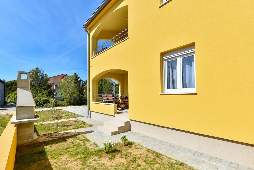 Apartments Ana Vrsi Exterior photo