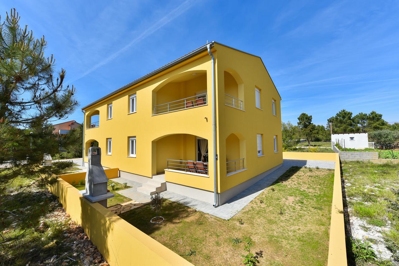 Apartments Ana Vrsi Exterior photo
